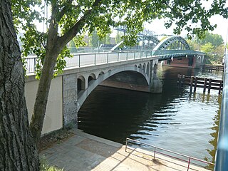 <span class="mw-page-title-main">Stubenrauchbrücke (Treptow-Köpenick district)</span> Bridge in Berlin