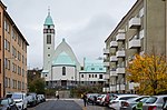 Sundbybergs kyrka sedd från Vintergatan. 2021-10-14
