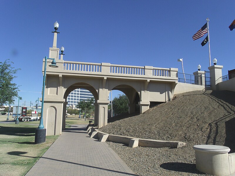 File:Tempe-1890 Ruins of Wagon Bridge-2.JPG