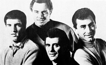 Gaudio (à esquerda) com The Four Seasons em 1966