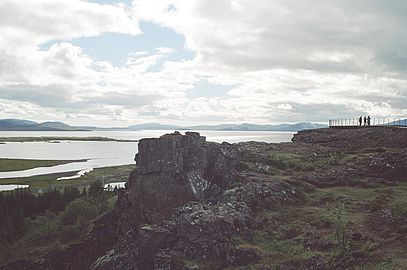 Þingvellir in autumn 2004 with the lake Þingvallavatn and the volcanic system of w:Hengill