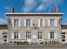 Town hall of St-Sornin-la-Marche (2).jpg