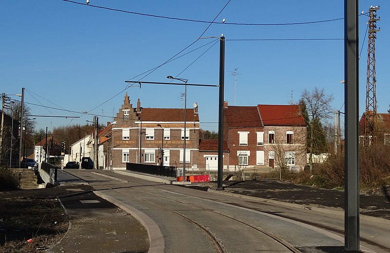 File:Travaux de la branche vers Vieux-Condé de la ligne B du tramway de Valenciennes en décembre 2013 (252).JPG