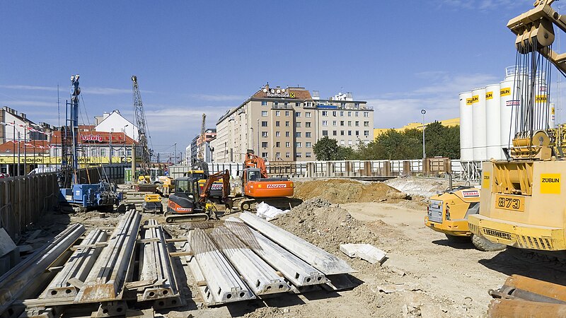 File:U1 Altes Landgut Baustelle 05.jpg