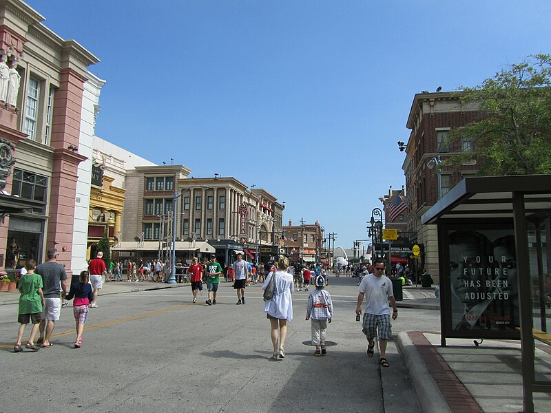 File:Universal Orlando Resort April 2010 07.JPG