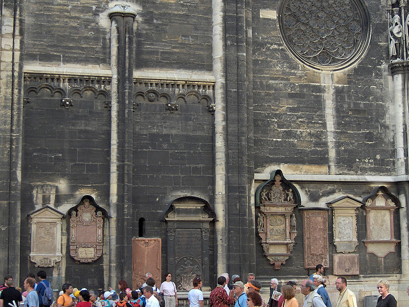 File:Wien.Stephansdom05.jpg