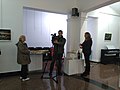 Олга Аранђеловић на изложби фотографија Вики Воли Земљу у Параћину 2017.