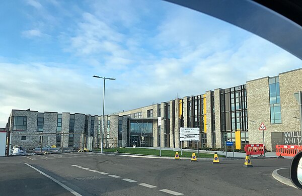 New building on Sutherland Drive, 2018–present