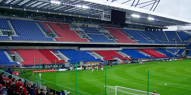 West Vip stand