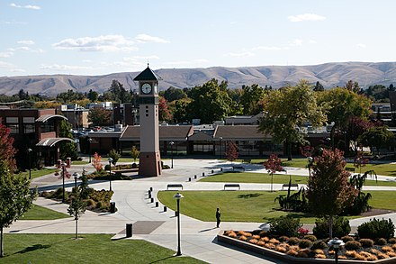Yakima Valley College Clocktower Plaza.jpg