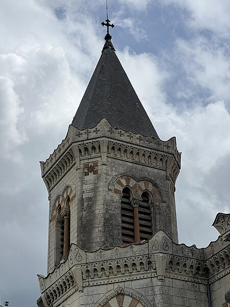 File:Église Saint Jean Apôtre - Régnié-Durette (FR69) - 2023-07-24 - 1.jpg