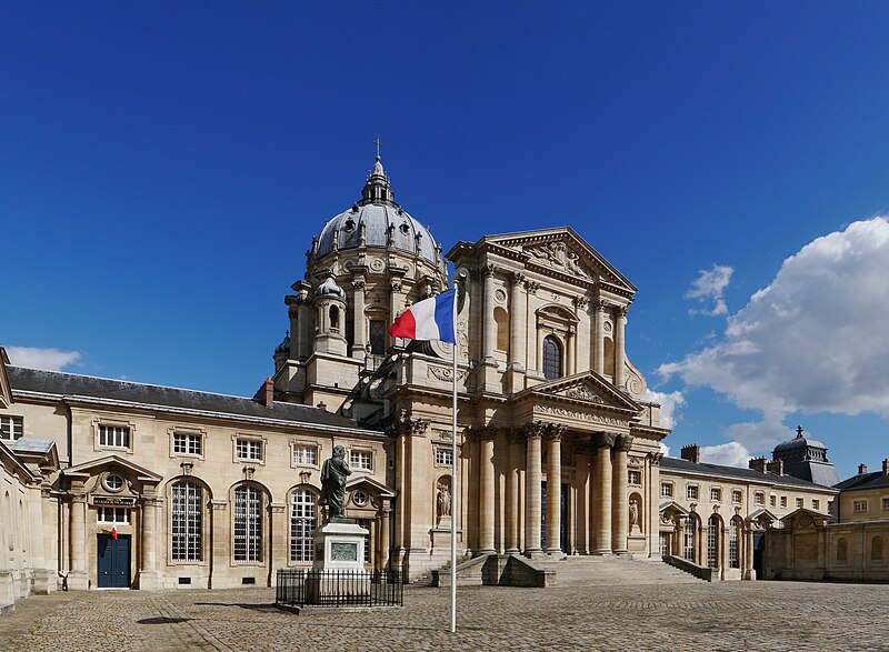 File:Église du Val-de-Grâce - Paris - View from Rue Saint-Jacques.jpg