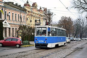 Трамвай КТМ-5М3 на вул. Декабристів