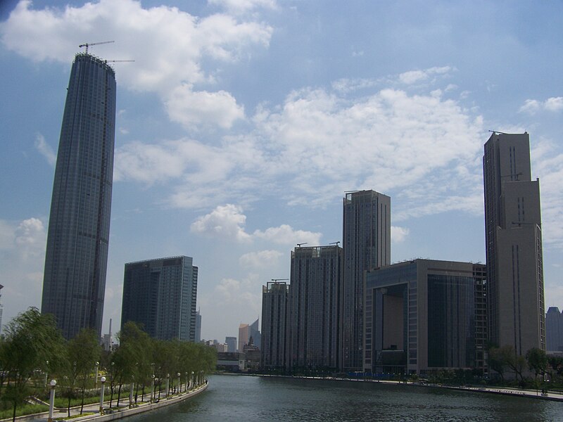 File:天津新地标津塔津门.jpg