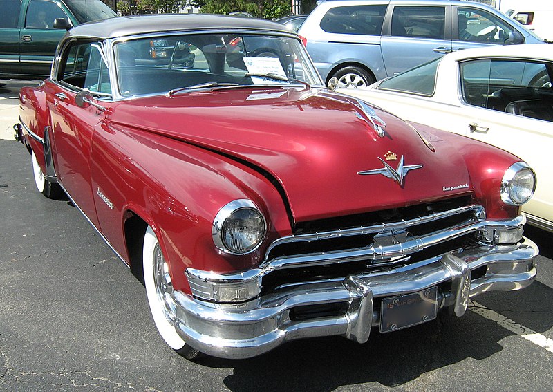 File:1953 Imperial 2-tone with AC front.jpg