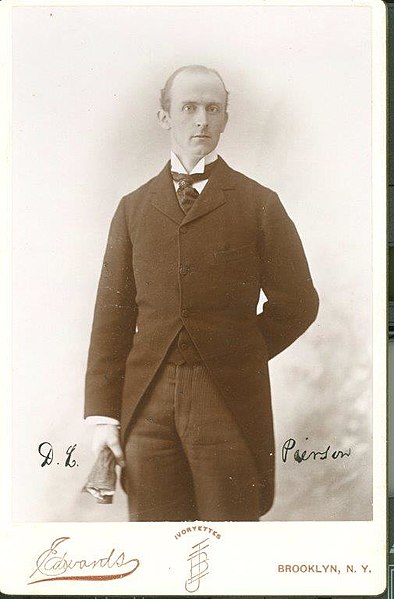 File:1 Delavan Pierson 001(1894 프린스톤 신학교졸업사진 27살).jpg