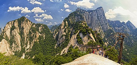 Tập_tin:1_mount_hua_shan_china_2011.jpg