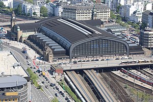 Hamburg Central Station, south side: left to Hanover and Bremen, right to Lübeck, Rostock and Berlin