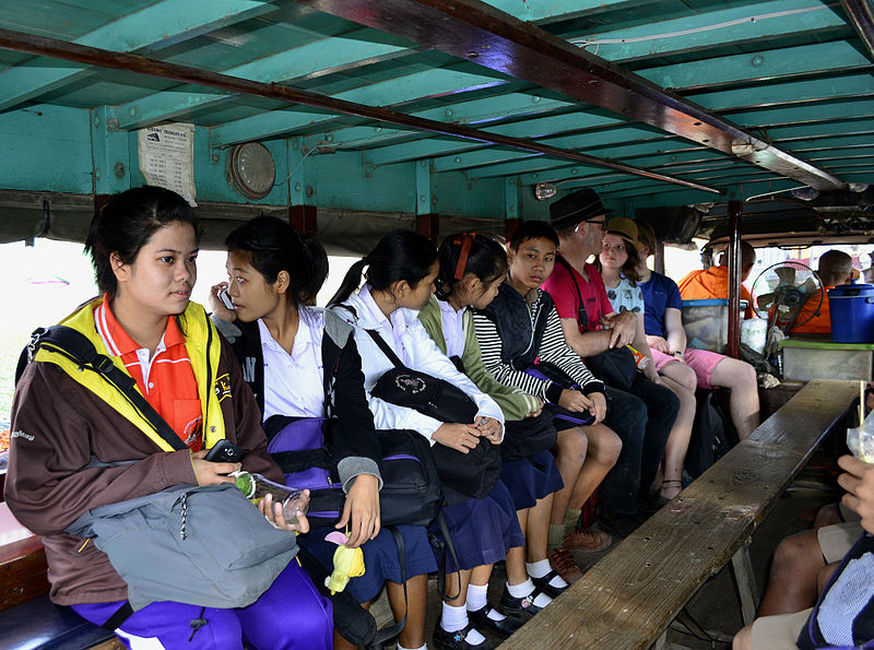 File:201312181532c (Hartmann Linge) Sukhothai bus.jpg