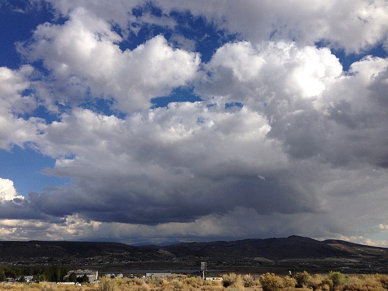 File:2014-09-30 16 00 25 Cumulus clouds developing southeast of Elko, Nevada.JPG