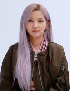 210113 (G) I-dle Jeon So-yeon in 2021 (1) (Cropped) .png