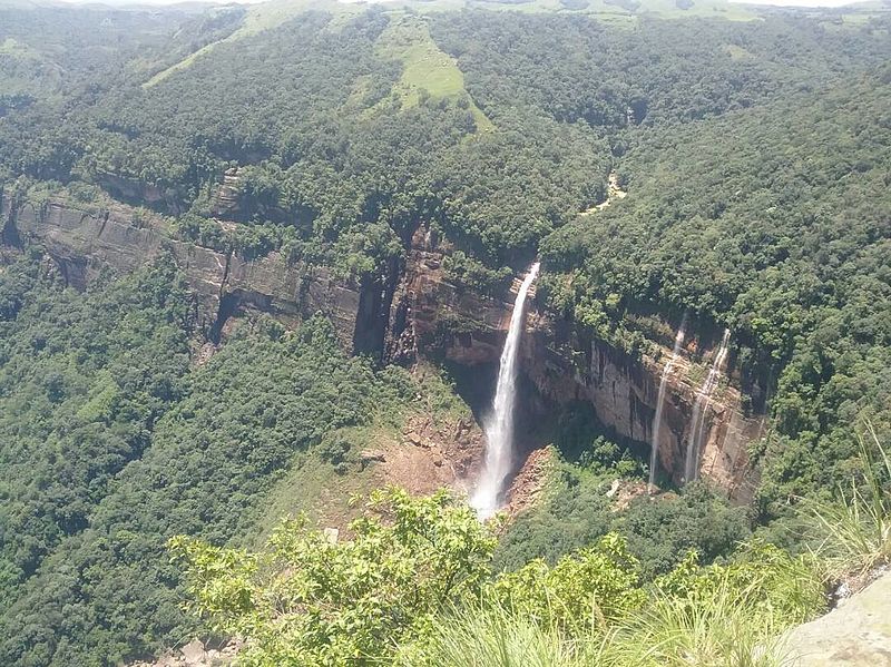 File:7 sisters falls at cherrapunji.jpg