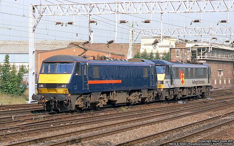 File:90024 & 90022 at Stafford.jpg