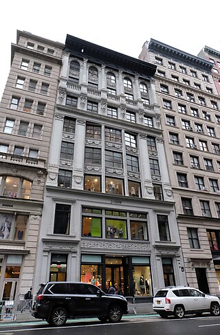 <span class="mw-page-title-main">91-93 Fifth Avenue</span> Building in Manhattan, New York City