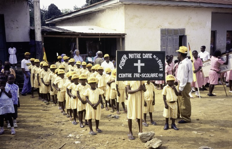 File:ASC Leiden - van Achterberg Collection - 1 - 019 - Élèves de l'internat Bagyéli - Bipindi, Cameroun - 6-12 février 1997.tif