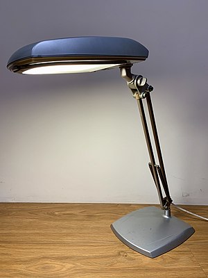 A 3M Desk Lamp.jpg