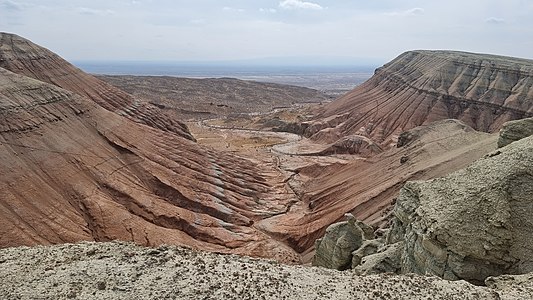 144. Altyn-Emel National Park author - Saltanat-alikhanova