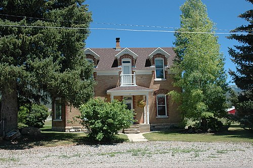 Andersen house. Дом Андерсона. Фервью. Дом Фэйрвью 48. Дом Фэйрвью 4836.