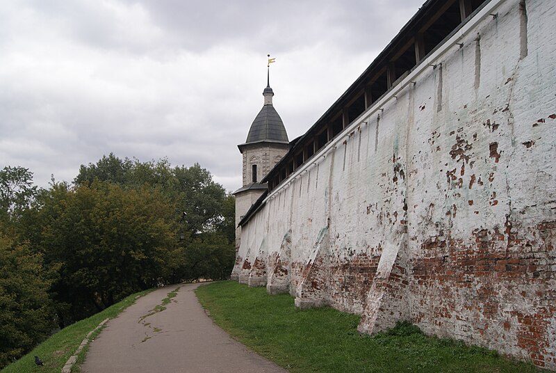 File:Andronnikov Monastery.jpg