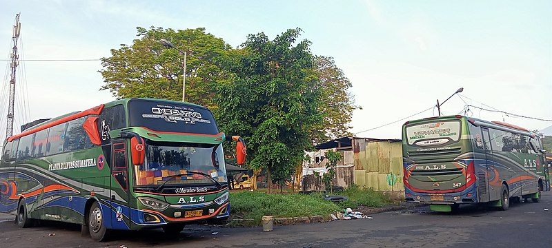 File:Antar Lintas Sumatera AKAP Malang–Medan (Juni 2022).jpg