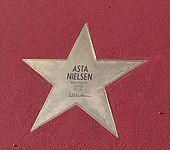 Stern von Asta Nielsen auf dem Boulevard der Stars in Berlin