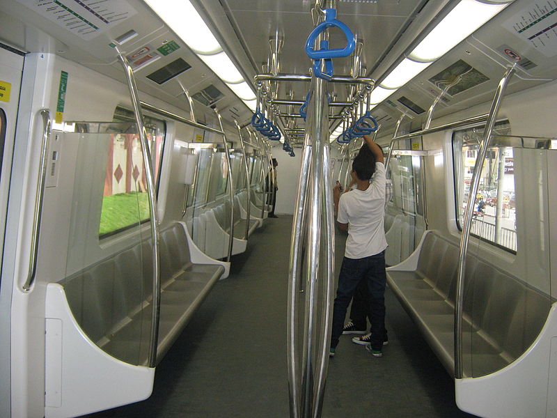 File:Bangaloremetro interior.jpg