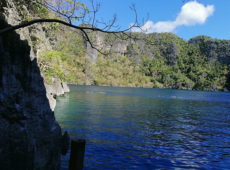 File:Barracuda Lake.jpg