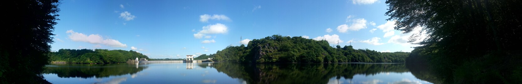 Lago Chambon em 2016.