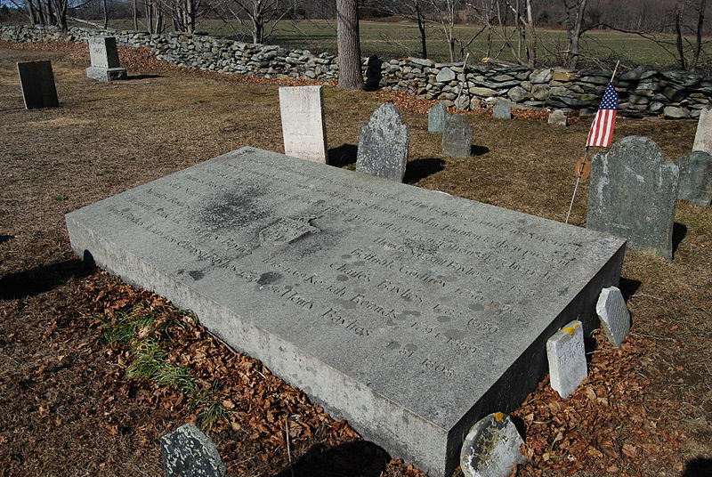 File:Baylies Marker.JPG