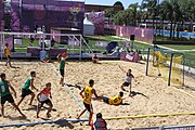 Deutsch: Beachhandball bei den Olympischen Jugendspielen 2018; Tag 4, 10. Oktober 2018; Jungs, Vorrunde, Gruppe B - Portugal-Paraguay 2:0 English: Beach handball at the 2018 Summer Youth Olympics at 10 October 2018 – Boys Preliminary Round Group B – Portugal-Paraguay 2:0