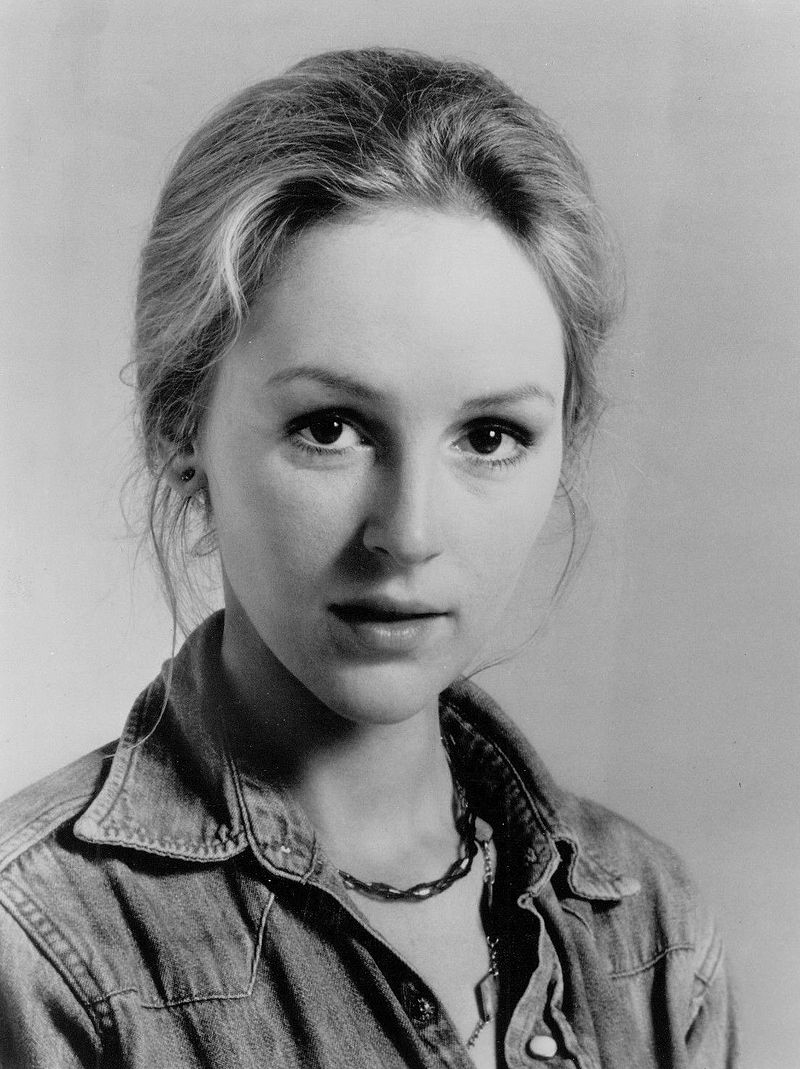 https://upload.wikimedia.org/wikipedia/commons/thumb/d/d9/Bonnie_Bedelia_1974.JPG/800px-Bonnie_Bedelia_1974.JPG