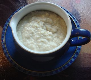 <span class="mw-page-title-main">Bread sauce</span> Sauce made with milk and bread crumbs