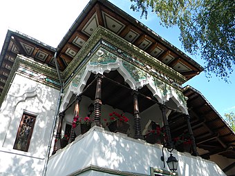 The loggia of the Kiseleff Roadside Buffet [ro] in Bucharest (1889-1892), Șoseaua Kiseleff no. 4, now the Casa Doina Restaurant[11]