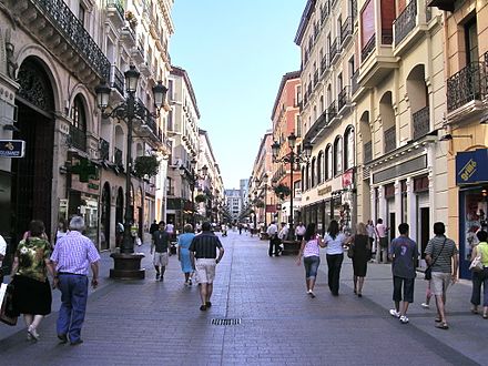 Calle de Alfonso I, a pedestrianized street in the centre with many shopping opportunities
