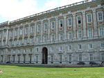 A palota főhomlokzata