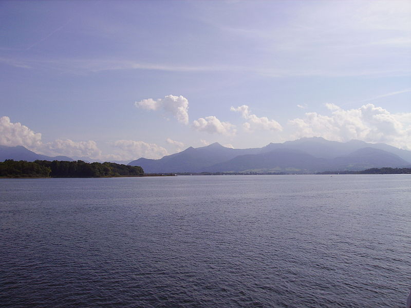 File:Chiemsee 4.JPG