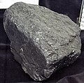 Coal (Menefee Formation, Upper Cretaceous; National King Coal Mine, Hay Gulch, Colorado, USA) 2 (23120686851).jpg