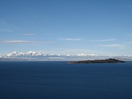 Cordillera Real e Isla de la Luna en el Lago Titicaca - La Paz - Bolivia.jpg