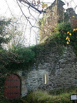 Corra Castle - geograph.org.inggris - 75418.jpg