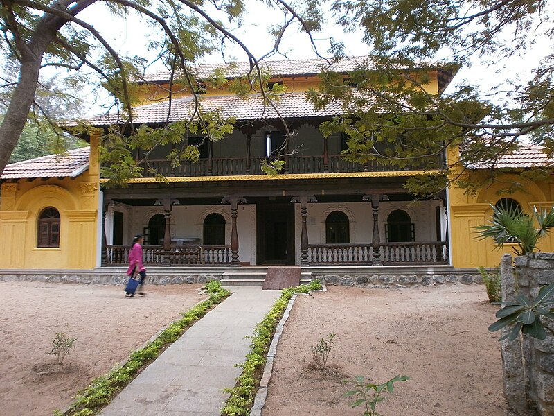 File:Dakshina-Chitra-Karnataka-House.JPG